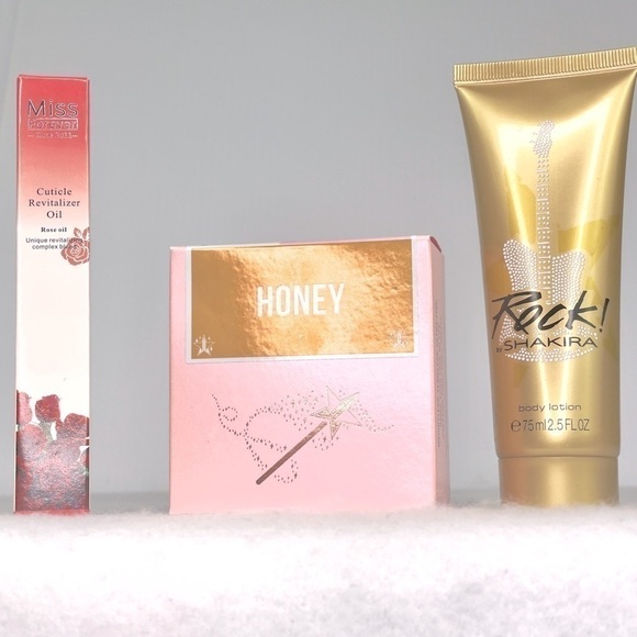 BRAND NEW Jeffree Star Setting Powder, Miss Forever cuticle oil +Shakira - Picture 3 of 3